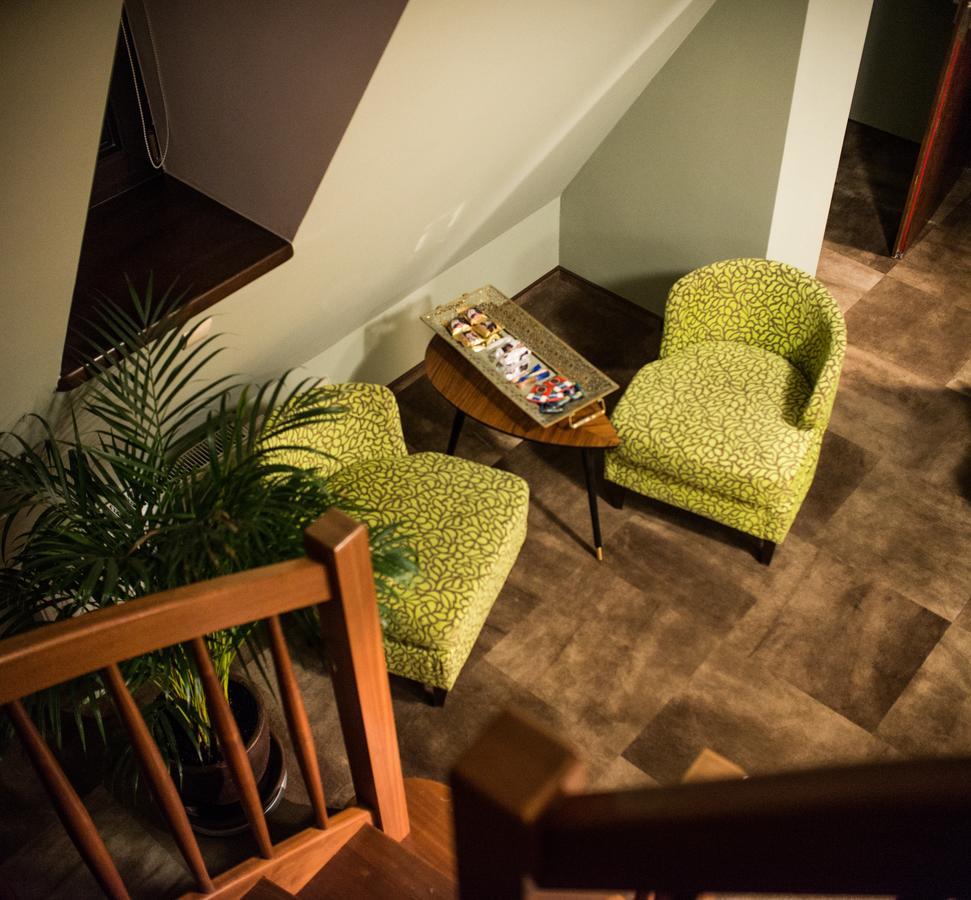 Apartamenty Siedem Komnat Siedmiu Mistrzów Thorn Exterior foto